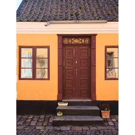 Historic Townhouse In The Heart Of Villa *