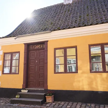 Villa Historic Townhouse In The Heart Of