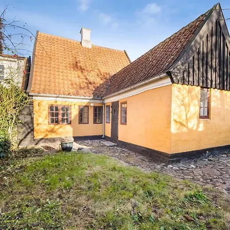 Historic Townhouse In The Heart Of Ærøskøbing