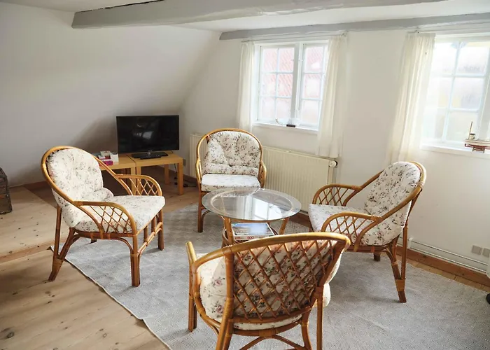 Historic Townhouse In The Heart Of Villa